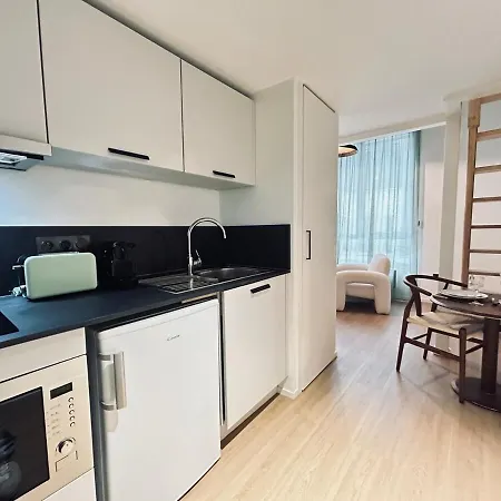 105 Avec Mezzanine A 2 Pas De La Gare Apartman