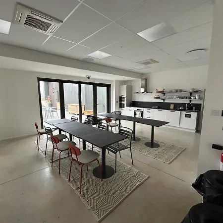 105 Avec Mezzanine A 2 Pas De La Gare *