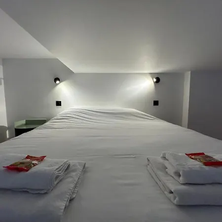 105 Avec Mezzanine A 2 Pas De La Gare * Reims