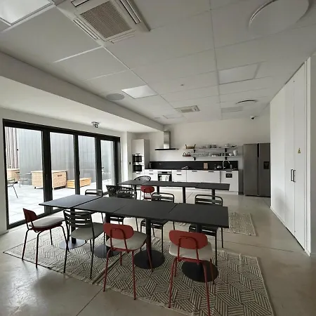 Apartment 105 Avec Mezzanine A 2 Pas De La Gare